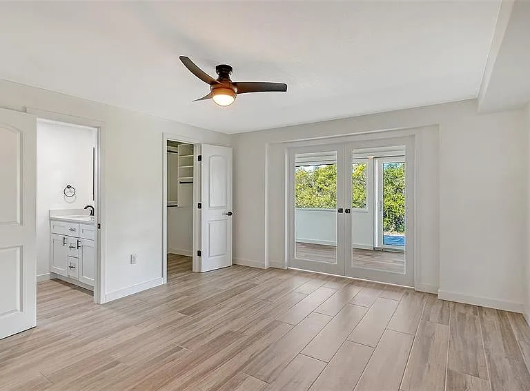 909 Spanish Dr N — Photo 38
