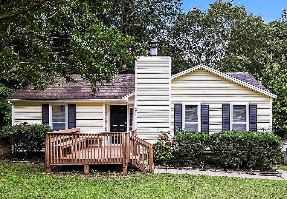 1st image of 2921 Gray Feather Dr