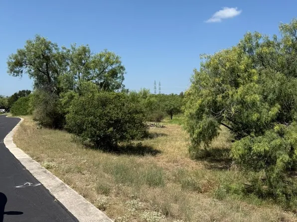 204 Colt, Horseshoe Bay, TX 78657