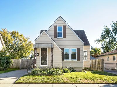 17916 Grove St, Roseville, MI, 48066
