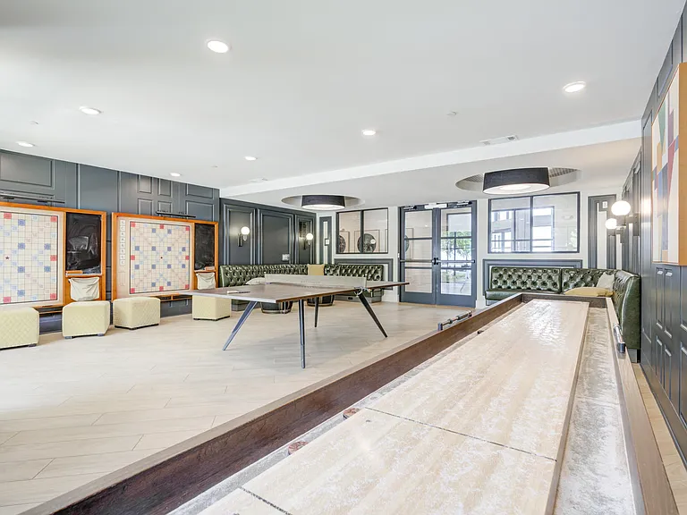 The Collins Luxury Apartments — Photo 25