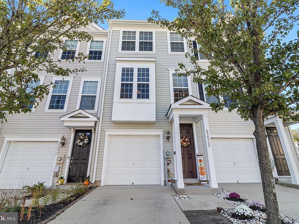 1st image of 43529 Marguerite Way