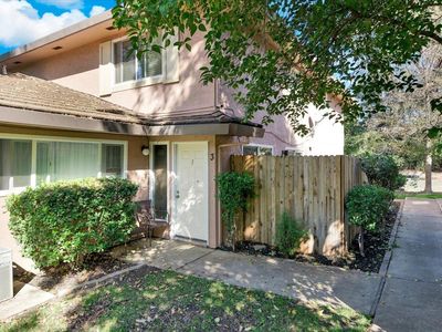 4762 Greenholme Dr APT 3, Sacramento, CA, 95842