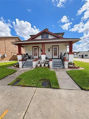 201 Metairie Heights Ave