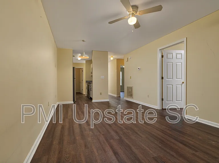 111 Charlestowne Way #C — Photo 10