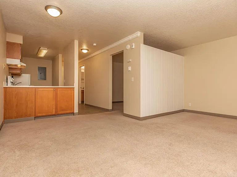 Corinthian Apartments — Photo 30