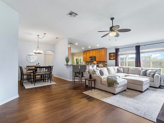 5th image of 2888 Woodstone Dr
