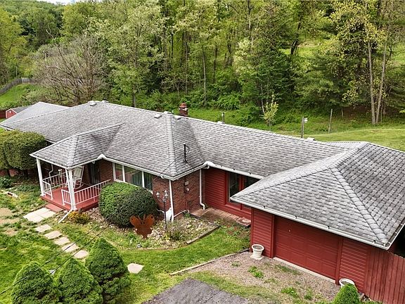 4th image of 120 Bonnie Beth Dr