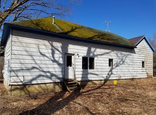 10 Center Rd, Lacona, NY 13083