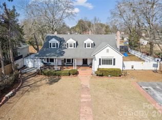 606 W McGregor St, Pageland, SC 29728