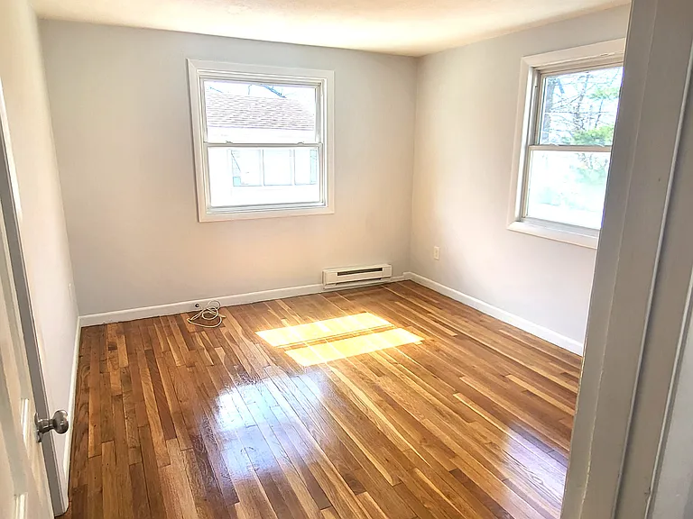169 Wood Ave #2 — Photo 6