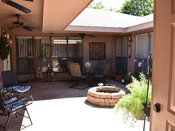 2nd image of 1313 Brittany Ln