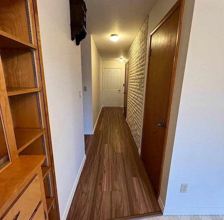 front door entry hallway to kitchen