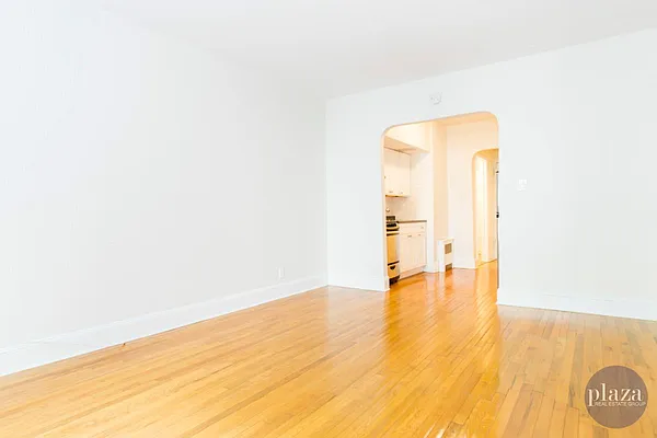 Rented by Plaza Real Estate Group | media 15