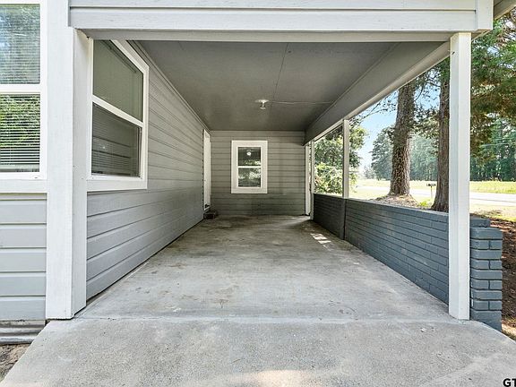 3rd image of 34720 N Highway 69