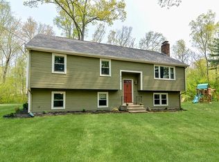 854 Summer St, Franklin, MA 02038