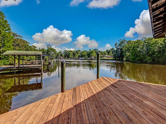5th image of 5444 Waterside Dr