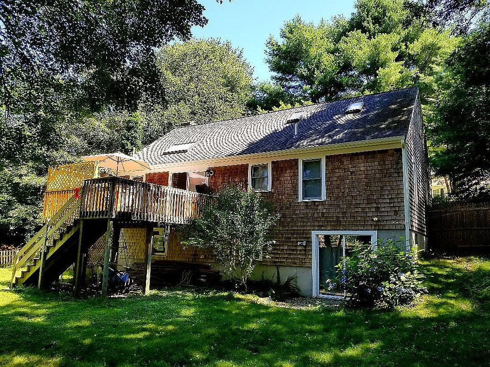 2nd image of 12 Radcliff Rd