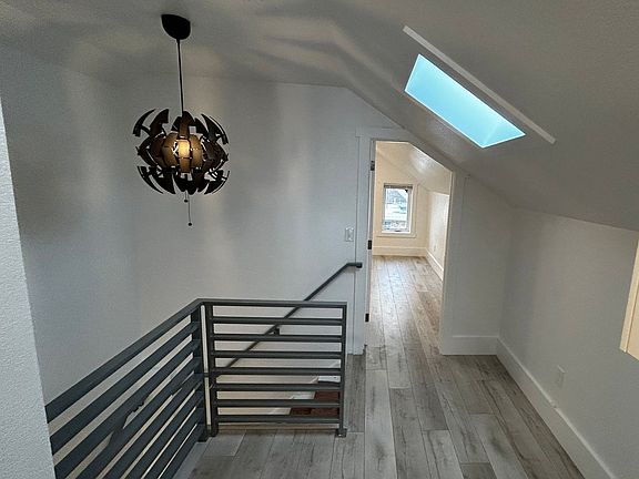 4th image of 1218 N Clarkson St #8