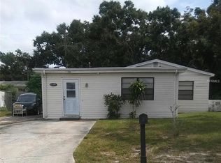 13565 120th St, Seminole, FL 33778
