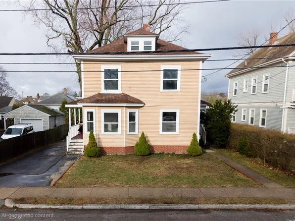 59 Bourne Ave, Rumford, RI 02916