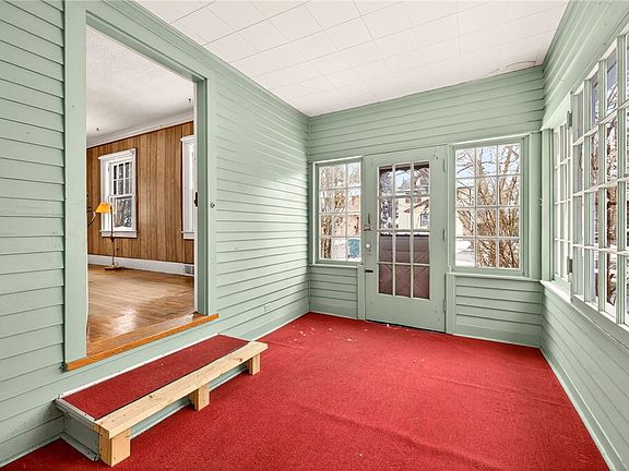 4th image of 74 Cherry Rd