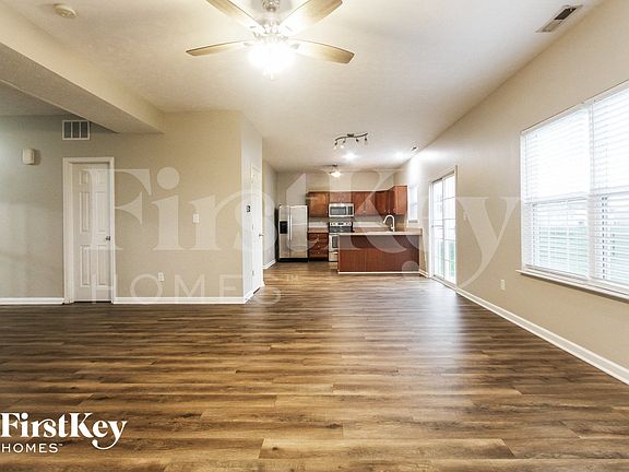 4th image of 8116 Twin River Dr