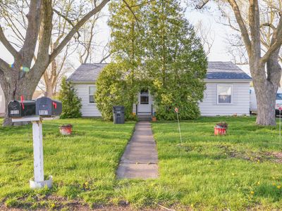 1016 W 38th Pl, Hobart, IN, 46342