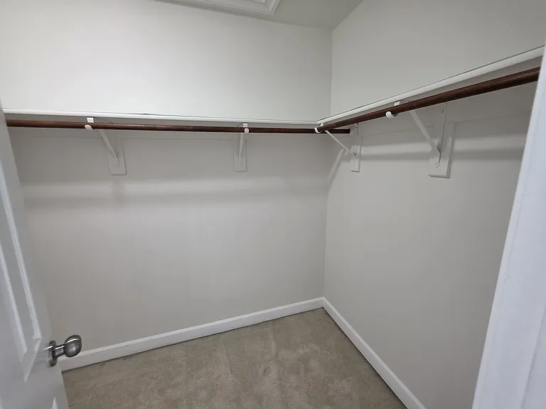 5730 Wood Creek Ln — Photo 11