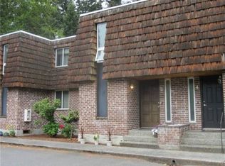 9025 236th St SW APT 3, Edmonds, WA 98026