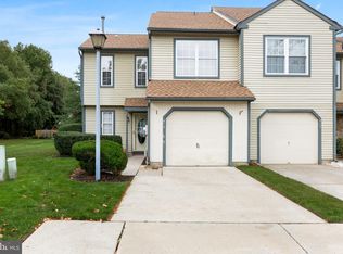 413 Jamestown Ct, Mount Laurel, NJ 08054