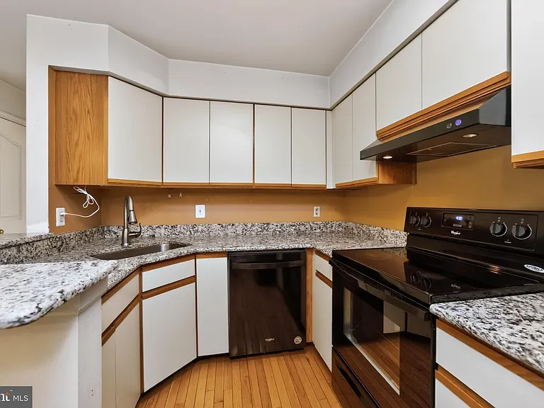 1014 Foxmeadow Dr #1014 — Photo 21