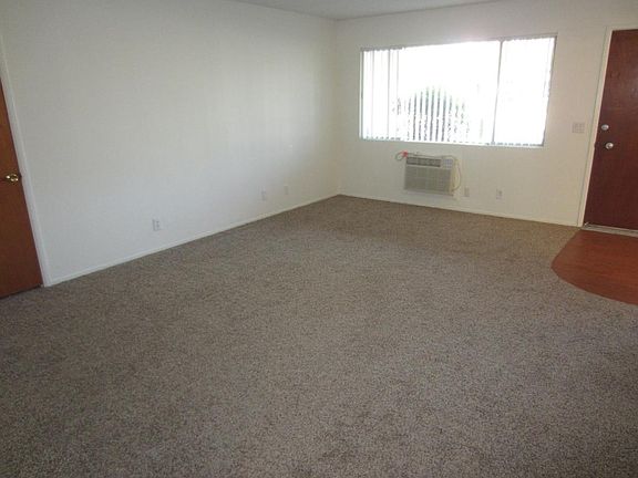 4th image of 1 N San Mateo St