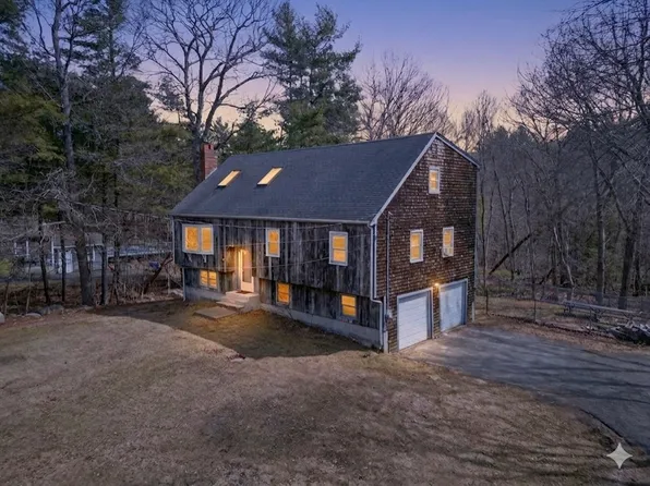 300 Water St, Hanover, MA 02339