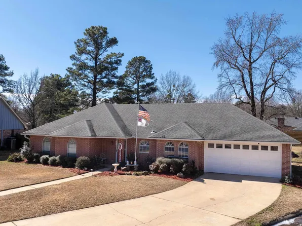 1802 Timberline Dr, Texarkana, AR 71854