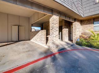 207 E Harwood Rd APT 4, Euless, TX 76039