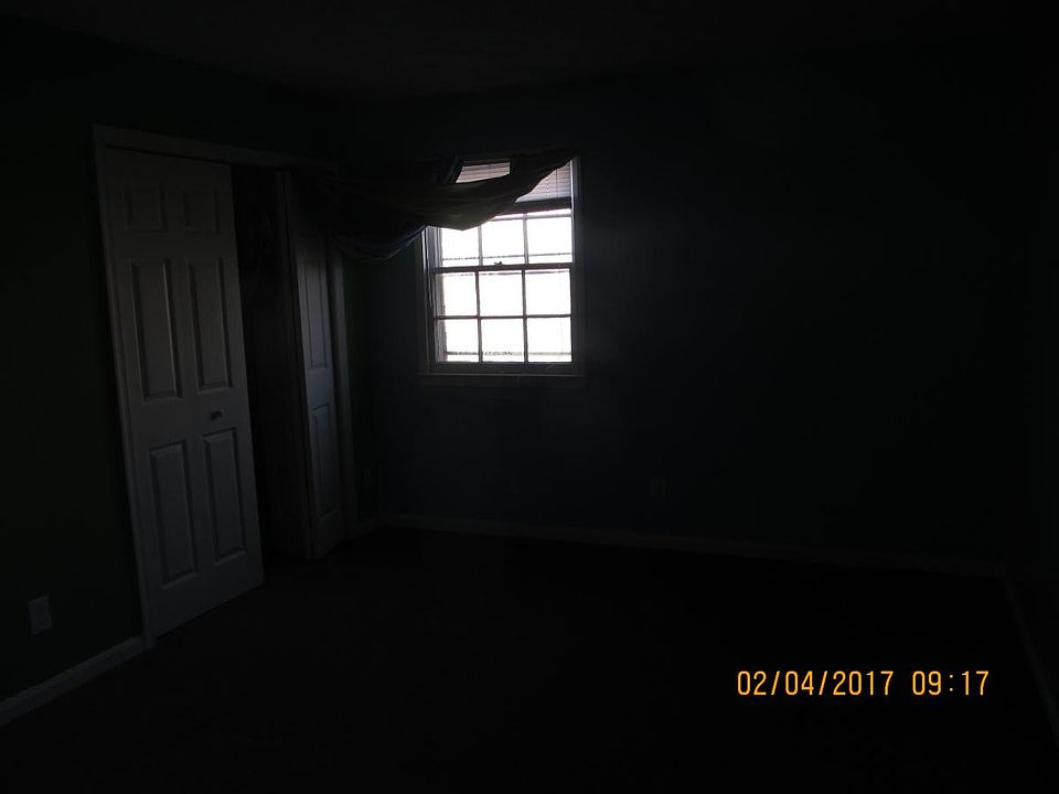 1st image of 156 Edsyl St