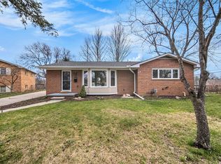 2002 Brampton Ct, Ann Arbor, MI 48103