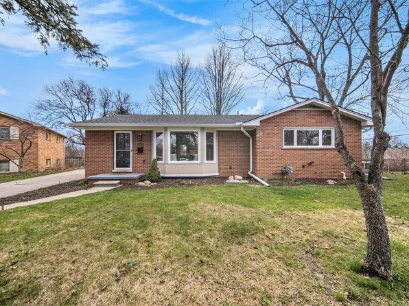 2002 Brampton Ct, Ann Arbor, MI 48103