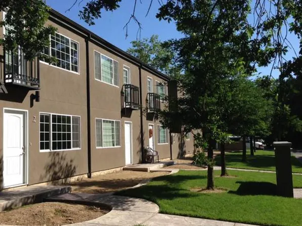 4800 Pasarobles Dr #4, Sacramento, CA 95841