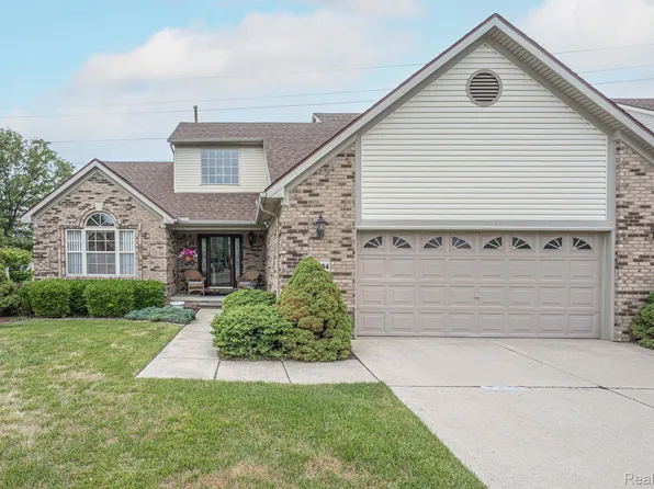 24094 Foxmoor Blvd, Woodhaven, MI 48183