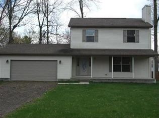 17541 Idylwild Ave, Lake Milton, OH 44429