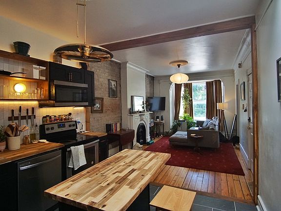 3rd image of 225 N Pearl St #3