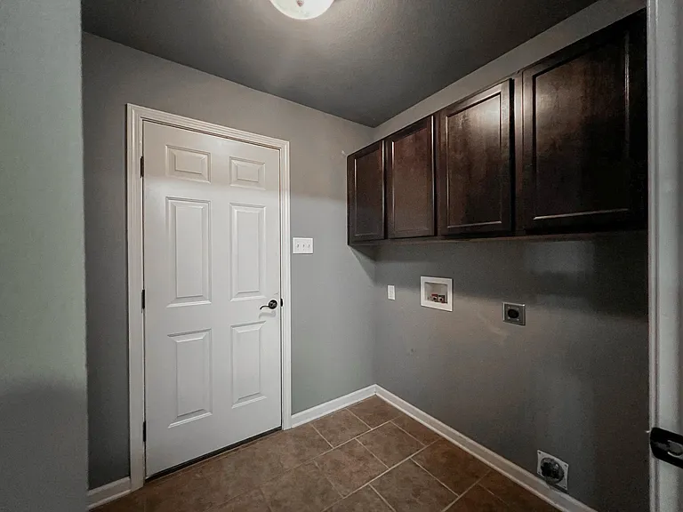74 Earnhardt Cir — Photo 32