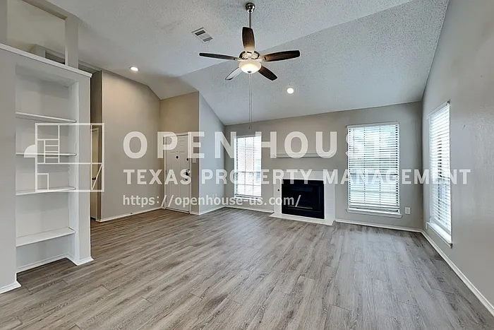 4155 Goodnight Cir — Photo 3