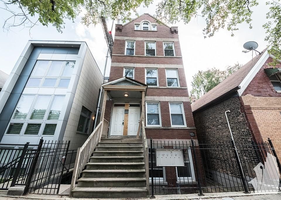 1st image of 1847 W Dickens Ave