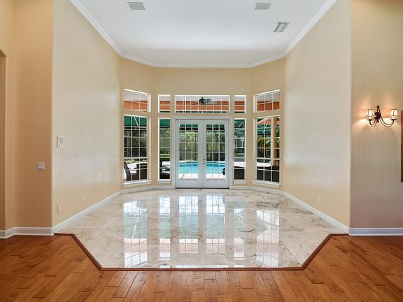 5th image of 9158 Great Heron Cir