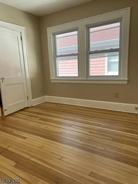 2 bed, 1.0 bath, 850 sqft, $2,600 — Photo 3
