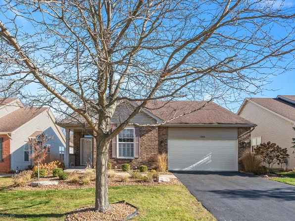 17037 Mendota Dr, Lockport, IL 60441
