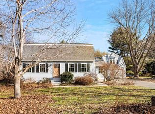 40 Dracut Rd, Hudson, NH 03051